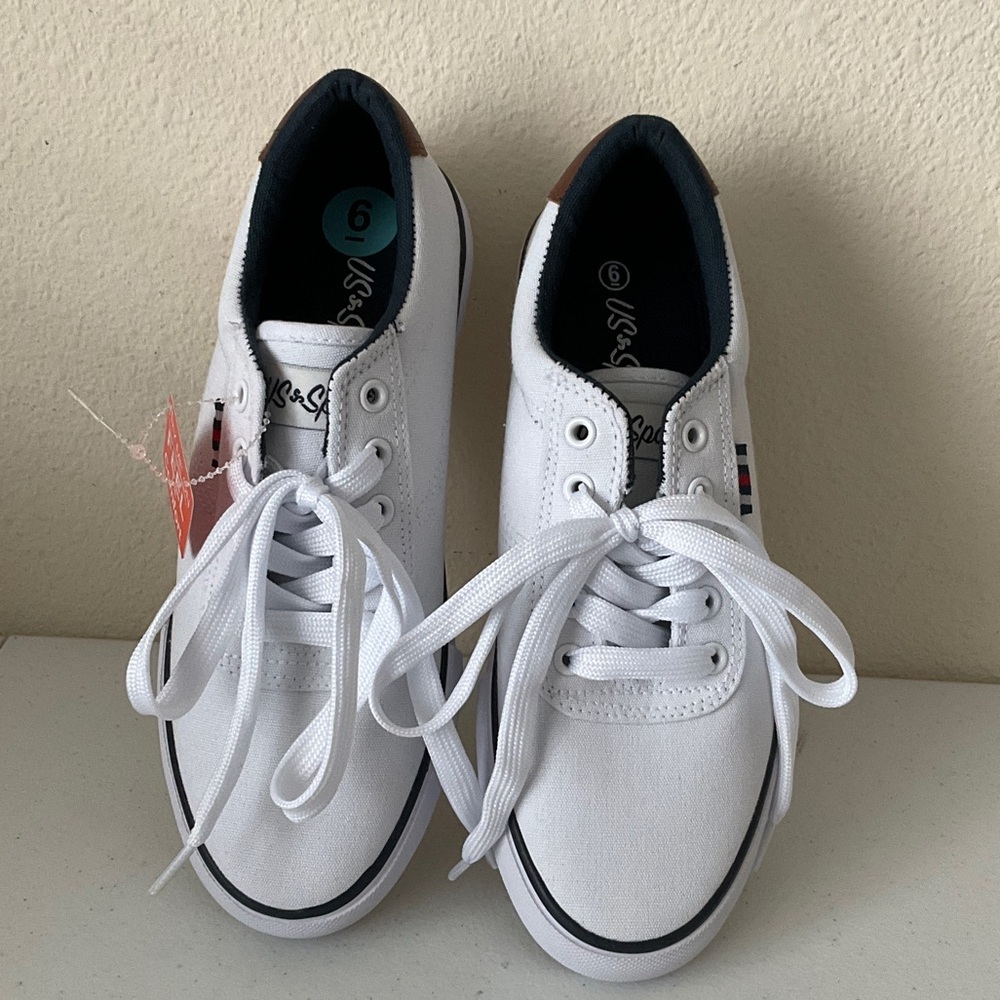 U.S. Sports Sneakers